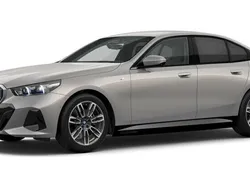Grau Gebraucht 2024 BMW i5 Comfort Edition Limousine | 67.323 € (Superpreis)