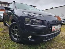 Farbe schwarz metallic Gebraucht 2015 Citroën C4 Cactus Feel Kleinwagen | 4.900 € (Guter Preis)
