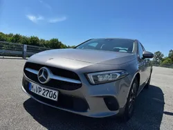 Grau Gebraucht 2021 Mercedes A180 Limousine | 21.000 € (Guter Preis)
