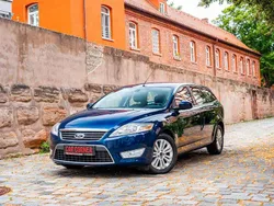 Blau Gebraucht 2007 Ford Mondeo Ghia Kombi | 4.500 €