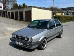 Silber Gebraucht 1990 VW Golf II Kleinwagen | 10.990 €