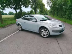Gebraucht 2004 Renault Mégane Cabriolet Dynamique Cabrio | 2.500 € (Fairer Preis)