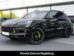 Schwarz Gebraucht 2023 Porsche Cayenne SUV | 109.890 € (Teuer)