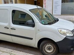 Weiß Gebraucht 2018 Renault Kangoo Intens Van / Kleinbus | 7.700 € (Guter Preis)