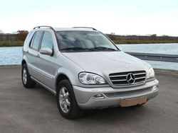 Silber Gebraucht 2002 Mercedes ML400 SUV | 9.500 € (Teuer)