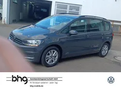 Grau Gebraucht 2021 VW Touran Comfortline Van / Kleinbus | 24.960 € (Fairer Preis)