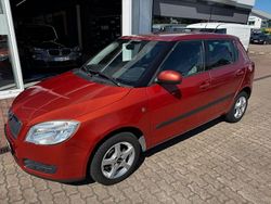 Orange Gebraucht 2009 Skoda Fabia Style Kleinwagen | 3.290 € (Fairer Preis)