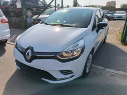 Weiß Gebraucht 2020 Renault Clio V Collection Kleinwagen | 7.999 € (Fairer Preis)