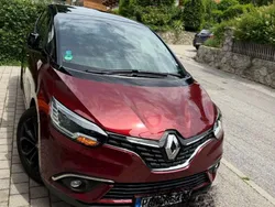 Rot Gebraucht 2021 Renault Scénic IV Black Edition Van / Kleinbus | 21.500 € (Fairer Preis)
