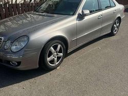 Bronze Gebraucht 2007 Mercedes E200 Limousine | 6.000 € (Fairer Preis)