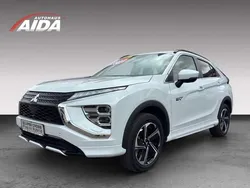 Weiß Gebraucht 2023 Mitsubishi Eclipse Cross Select SUV | 29.990 € (Teuer)