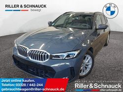Grau Gebraucht 2025 BMW 330 M Sport Kombi | 52.950 € (Etwas zu teuer)