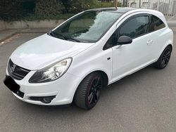 Weiß Gebraucht 2009 Opel Corsa Kleinwagen | 2.800 € (Fairer Preis)