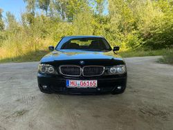 Schwarz Gebraucht 2005 BMW 740 Limousine | 2.550 € (Fairer Preis)