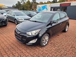 Schwarz Gebraucht 2014 Hyundai i20 Style Limousine | 6.490 € (Fairer Preis)