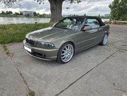 Grün Gebraucht 2002 BMW 320 Cabriolet Cabrio | 9.000 € (Fairer Preis)