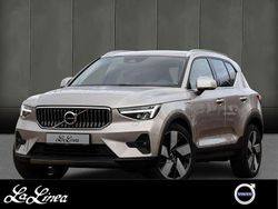Gold metallic Gebraucht 2022 Volvo XC40 Plus SUV | 35.890 € (Etwas zu teuer)