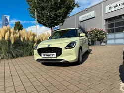 Gelb Gebraucht 2025 Suzuki Swift Comfort Limousine | 21.100 € (Teuer)