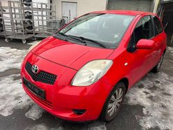 Rot Gebraucht 2007 Toyota Yaris Kleinwagen | 1.900 € (Fairer Preis)
