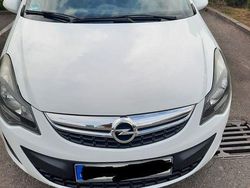 Weiß Gebraucht 2014 Opel Corsa Selection Kleinwagen | 3.900 € (Fairer Preis)
