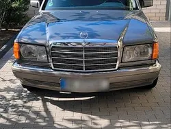 Grau Gebraucht 1989 Mercedes 420 SE Limousine | 28.500 €