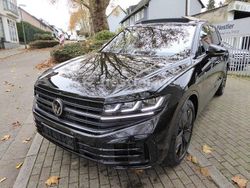 Schwarz Gebraucht 2024 VW Touareg R SUV | 73.950 € (Superpreis)