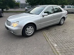 Silber Gebraucht 2003 Mercedes C200 Limousine | 2.459 €