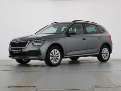 Graphitegrau metallic Gebraucht 2023 Skoda Kamiq Ambition SUV | 19.889 € (Guter Preis)