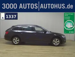 Schwarz Gebraucht 2021 Skoda Superb Ambition Kombi | 15.980 € (Superpreis)