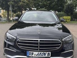 Schwarz Gebraucht 2020 Mercedes E300 Kombi | 26.000 € (Fairer Preis)