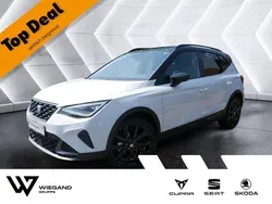 Weiß Neu 2025 Seat Arona Black Edition SUV | 30.342 € (Etwas zu teuer)