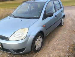Blau Gebraucht 2005 Ford Fiesta Kleinwagen | 600 € (Superpreis)