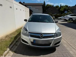 Silber Gebraucht 2009 Opel Astra Kleinwagen | 1.300 € (Superpreis)