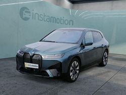 Blau Gebraucht 2022 BMW iX Sport Line SUV | 69.049 € (Teuer)