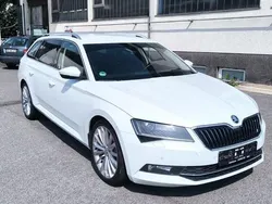 Weiß Gebraucht 2018 Skoda Superb Kombi | 17.890 € (Superpreis)
