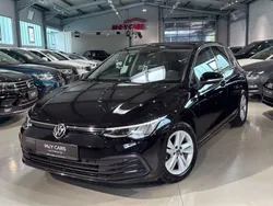 Schwarz Gebraucht 2020 VW Golf VIII Life Limousine | 21.480 € (Fairer Preis)