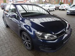 Blau Gebraucht 2015 VW Golf VII Cup Limousine | 7.200 € (Superpreis)