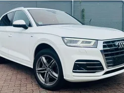 Weiß Gebraucht 2019 Audi Q5 Sport SUV | 31.700 € (Etwas zu teuer)