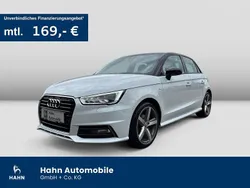 Weiß Gebraucht 2015 Audi A1 Sportback S-Line Kleinwagen | 12.930 € (Teuer)