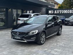 Schwarz Gebraucht 2016 Volvo V60 CC Summum Kombi | 19.900 € (Guter Preis)