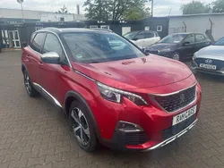 Ultimaterot (metallic) Gebraucht 2018 Peugeot 3008 GT SUV | 20.999 € (Guter Preis)