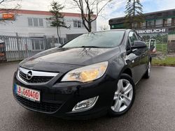 Schwarz Gebraucht 2011 Opel Astra Limousine | 3.990 € (Guter Preis)