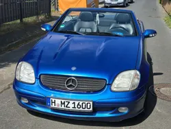 Blau Gebraucht 2001 Mercedes SLK200 Cabrio | 3.950 € (Superpreis)