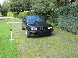 Schwarz Gebraucht 1993 BMW 316 Performance Kombi | 16.700 €