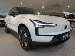 Weiß Gebraucht 2024 Volvo EX30 Ultra SUV | 39.970 € (Teuer)