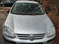 Silber Gebraucht 2006 VW Golf V Kleinwagen | 1.500 € (Guter Preis)