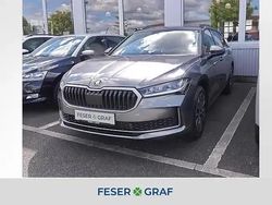 Graphitegrau Neu 2025 Skoda Superb Kombi | 50.400 € (Teuer)