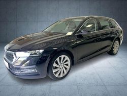 Schwarz Gebraucht 2021 Skoda Octavia Style Kombi | 17.880 € (Fairer Preis)
