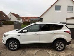 Weiß Gebraucht 2019 Ford Kuga Cool & Connect SUV | 13.200 € (Guter Preis)