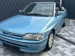 Blau Gebraucht 1992 Ford Escort Cabrio | 2.500 €